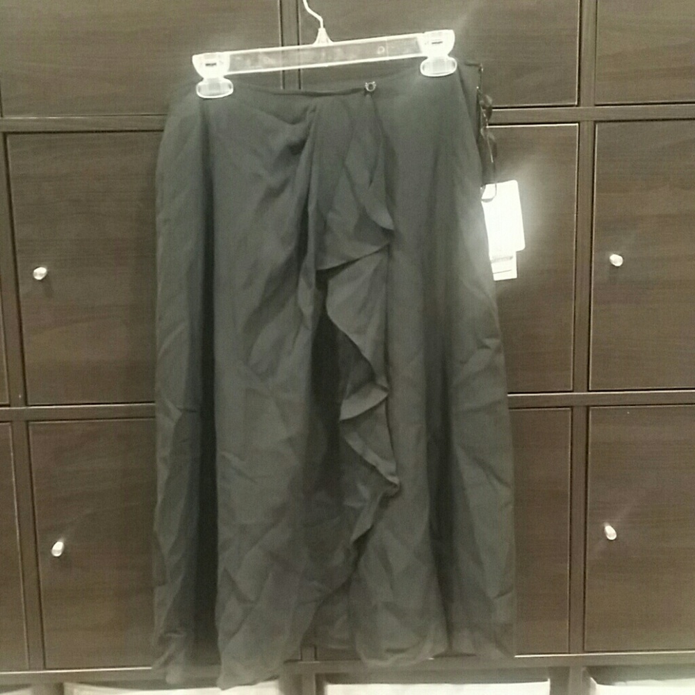 Silk JNY collection wraparound ruffle skirt new